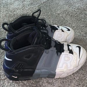 Nike Uptempos Size 6 grade school